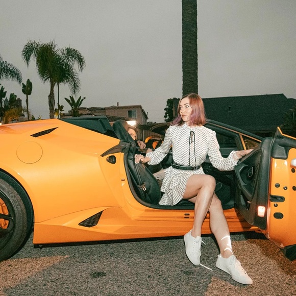 Meet your Posher, Tatiana - Picture 1 of 1